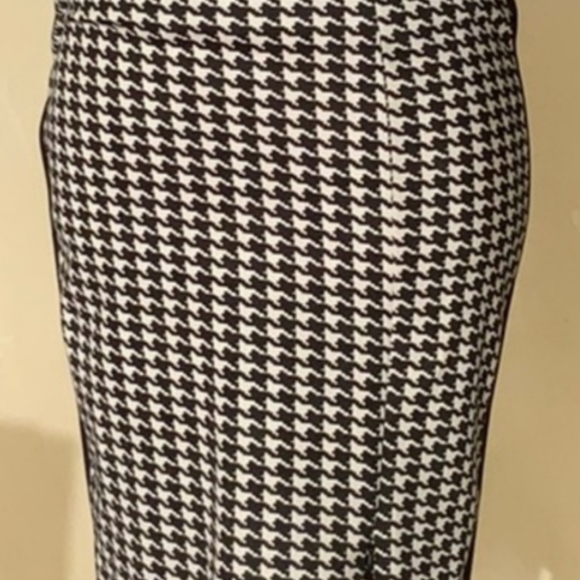Nwot Venus Houndstooth Black Piping Side Zip Pencil Skirt Size Medium - Picture 8 of 9
